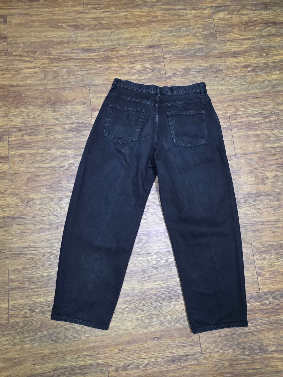 COS 블랙 데님팬츠 상품이미지6