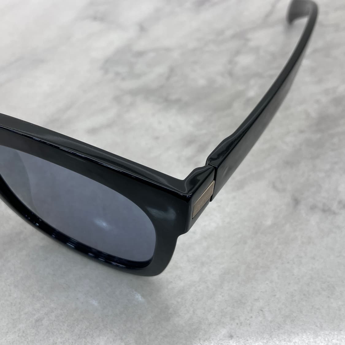 B98 흄 HUM 와이드 블랙 소두 미러 선글라스 상품이미지2