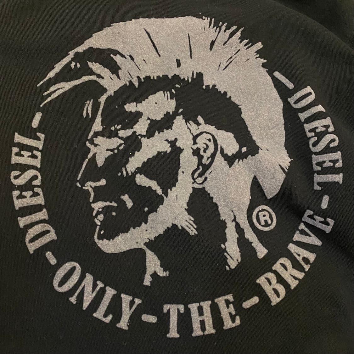 DIESEL 디젤 벨벳 프린팅 후드 티셔츠 상품이미지3