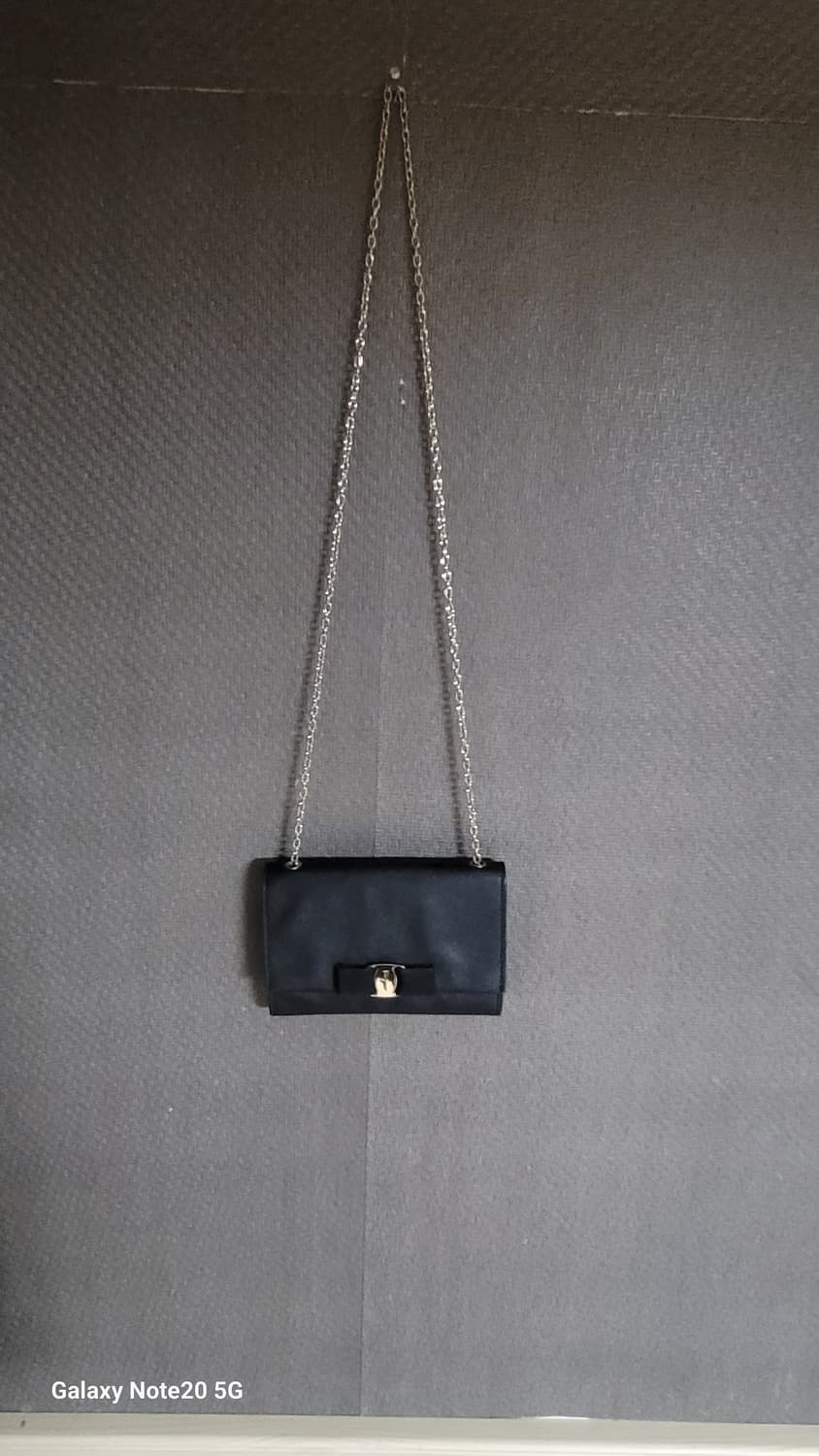 페레가모 바라 리본 크로스백 상품이미지2