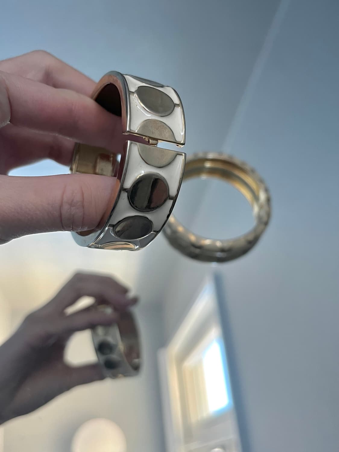 화이트 뱅글 팔찌 상품이미지2