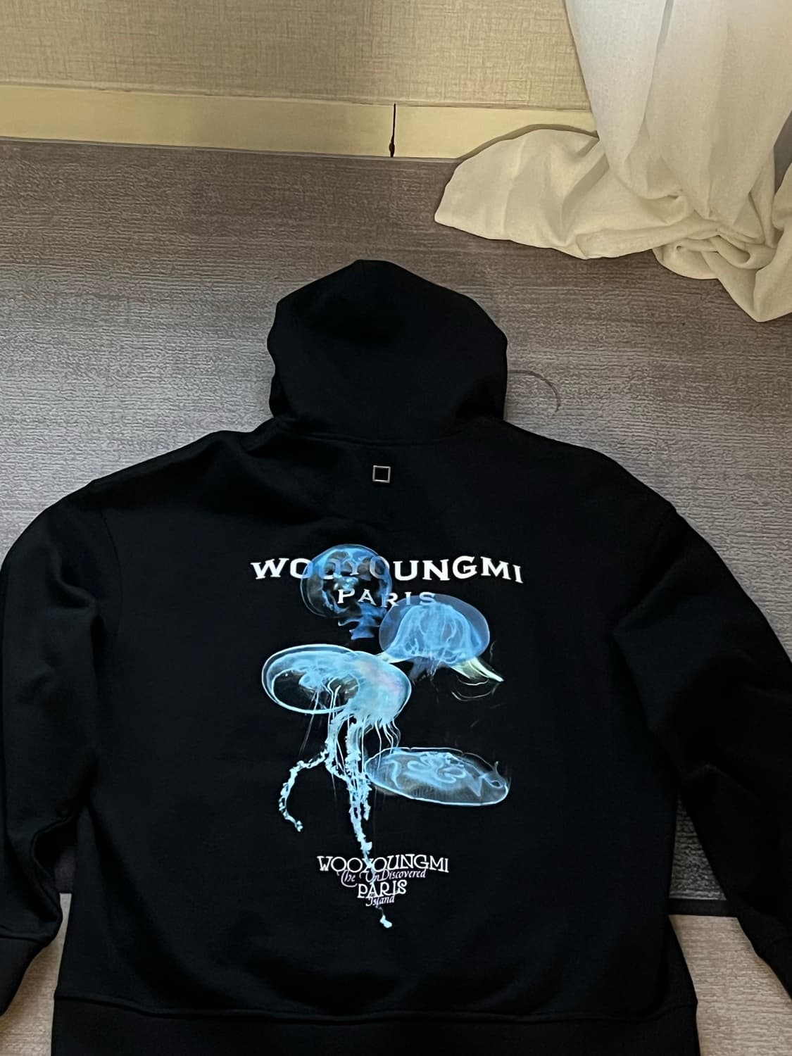 우영미 젤리피쉬 후드티 상품이미지2