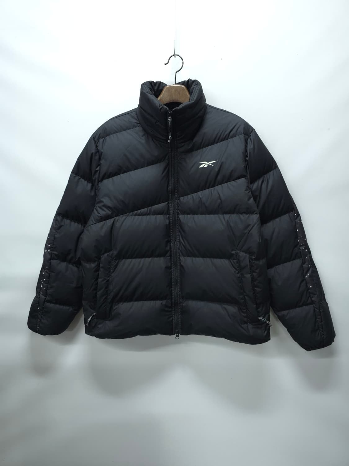 리복 벡터 로고 블랙 덕다운 오리털 숏패딩 상품이미지1