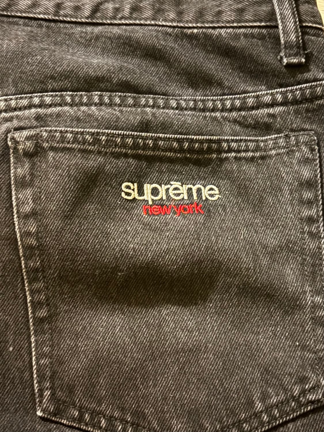 슈프림 배기진 fw24 상품이미지4