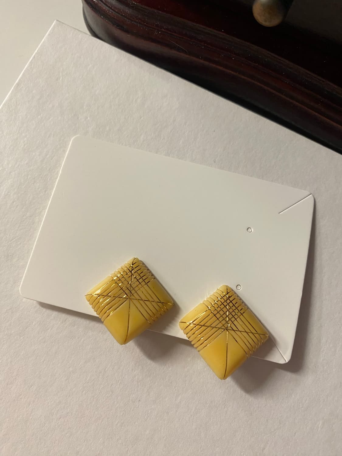 빈티지 옐로우 사각 귀걸이 상품이미지3