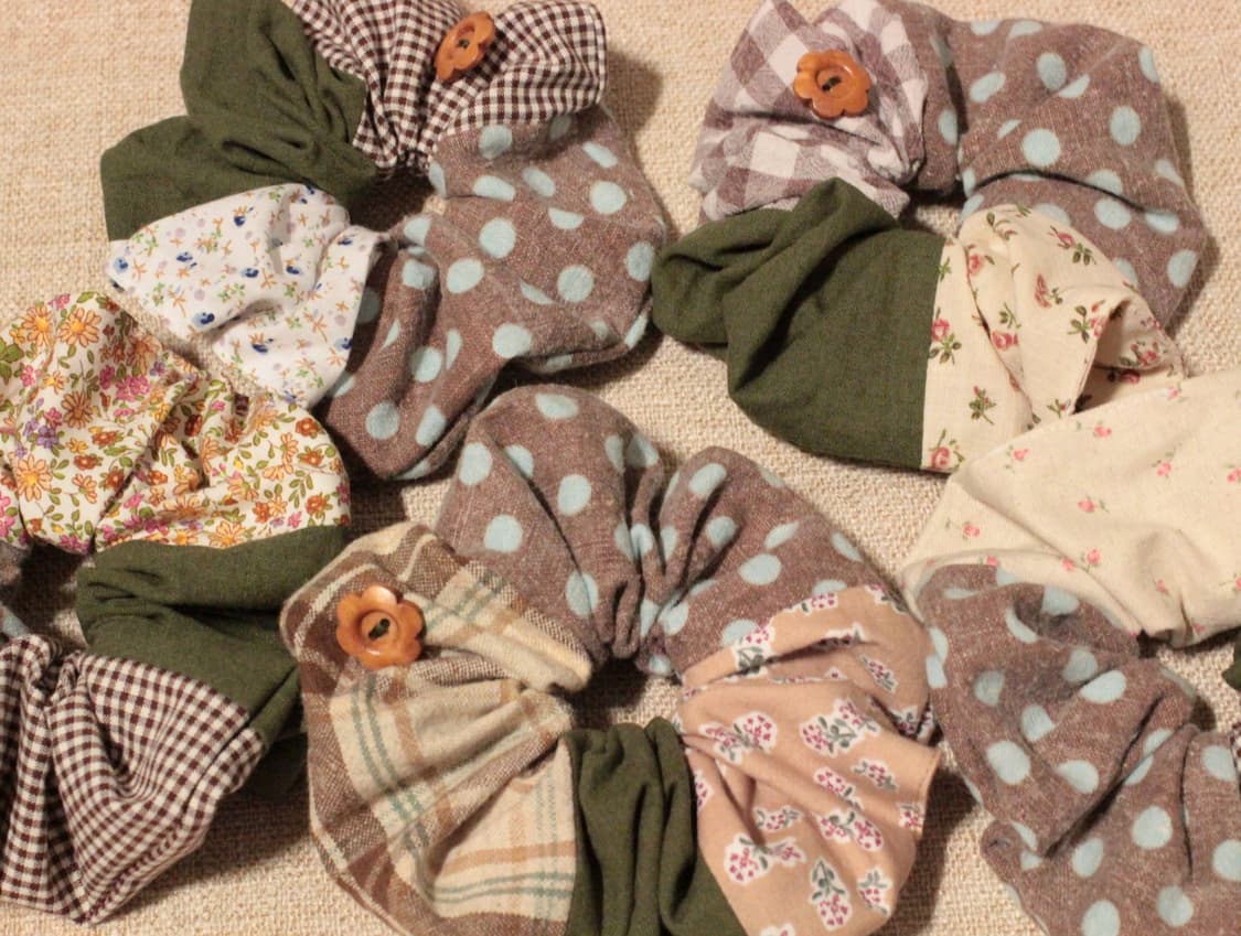 핸드메이드 패치워크 단추 스크런치 상품이미지3