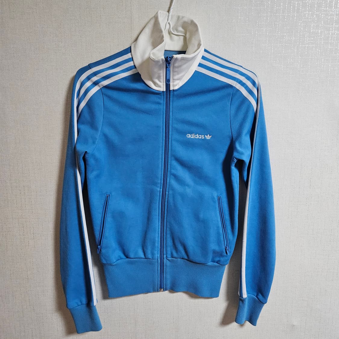 아디다스 하늘색 져지 85사이즈 딱붙 상품이미지1