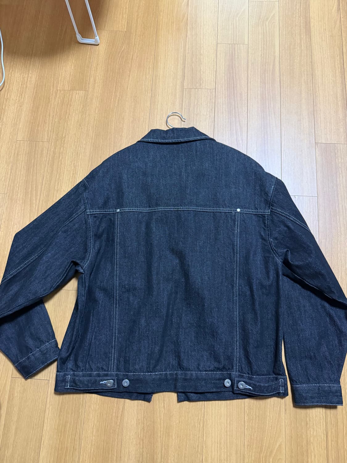 [트릴리온] 워싱 스티치 데님자켓(BLACK) 상품이미지2