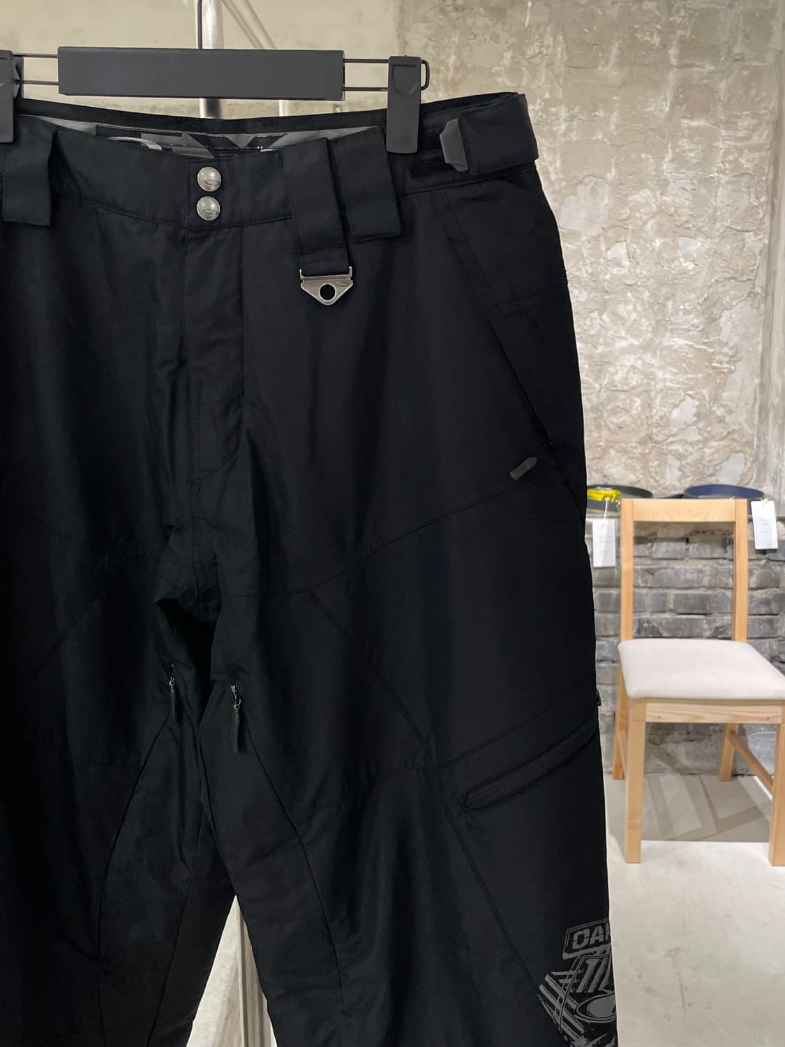 오클리 블랙 벨크로 루즈핏 폴리에스터 스키 팬츠 상품이미지3