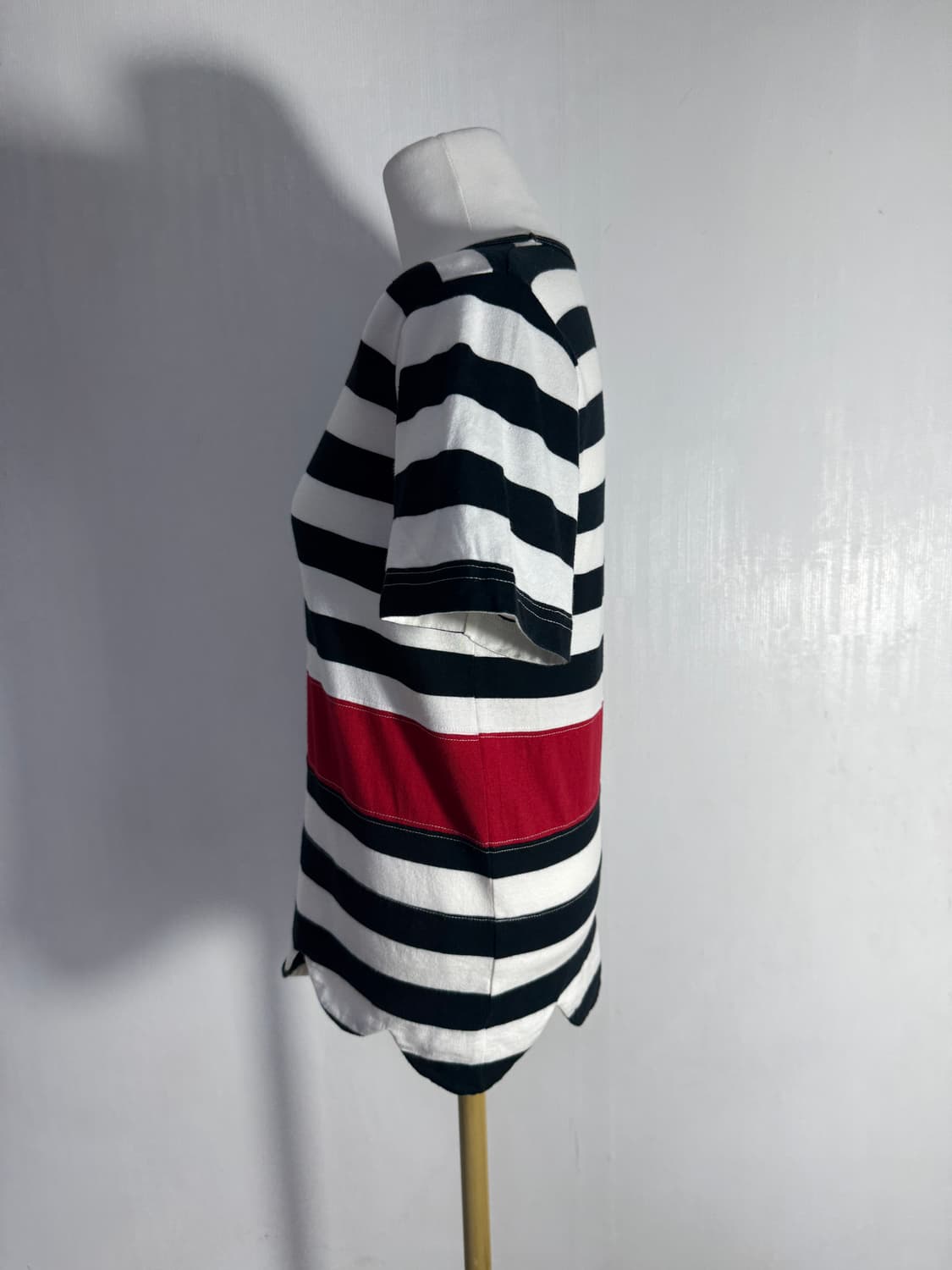 AD2003 꼼데가르송 컷아웃 스트라이프 티셔츠 상품이미지4