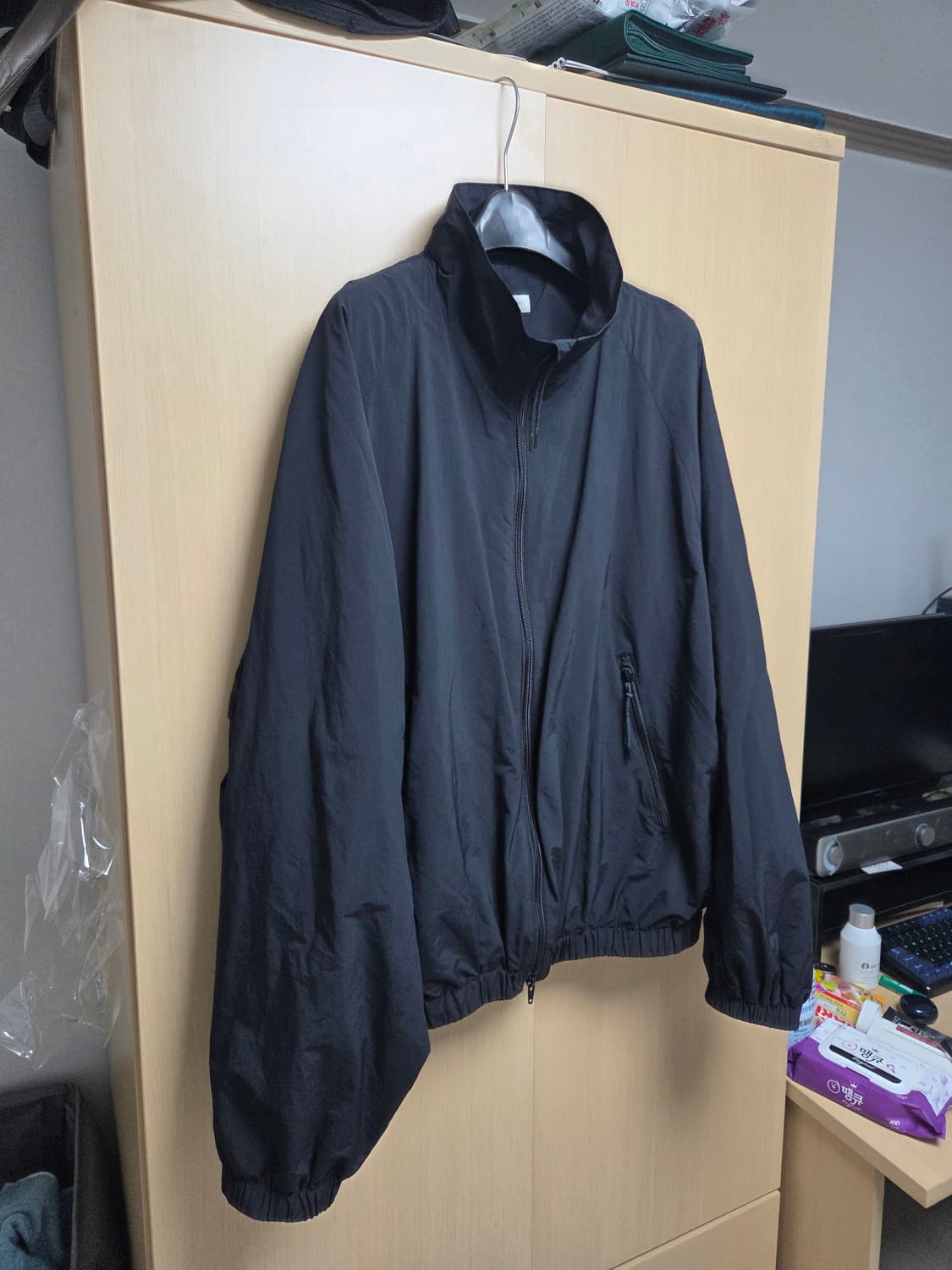 토마스모어 탱커 블루종 블랙 색상 
L 상품이미지4