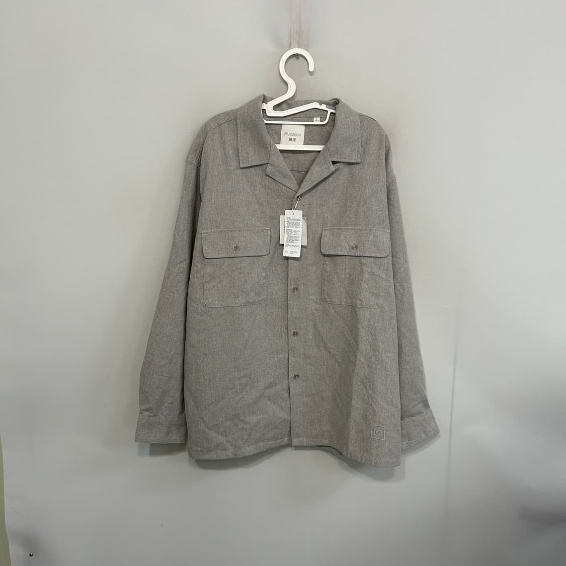 JW앤더슨 유니클로 콜라보 벌러쉬드 코튼 오버사이즈 셔츠 XL 그레이 상품이미지1