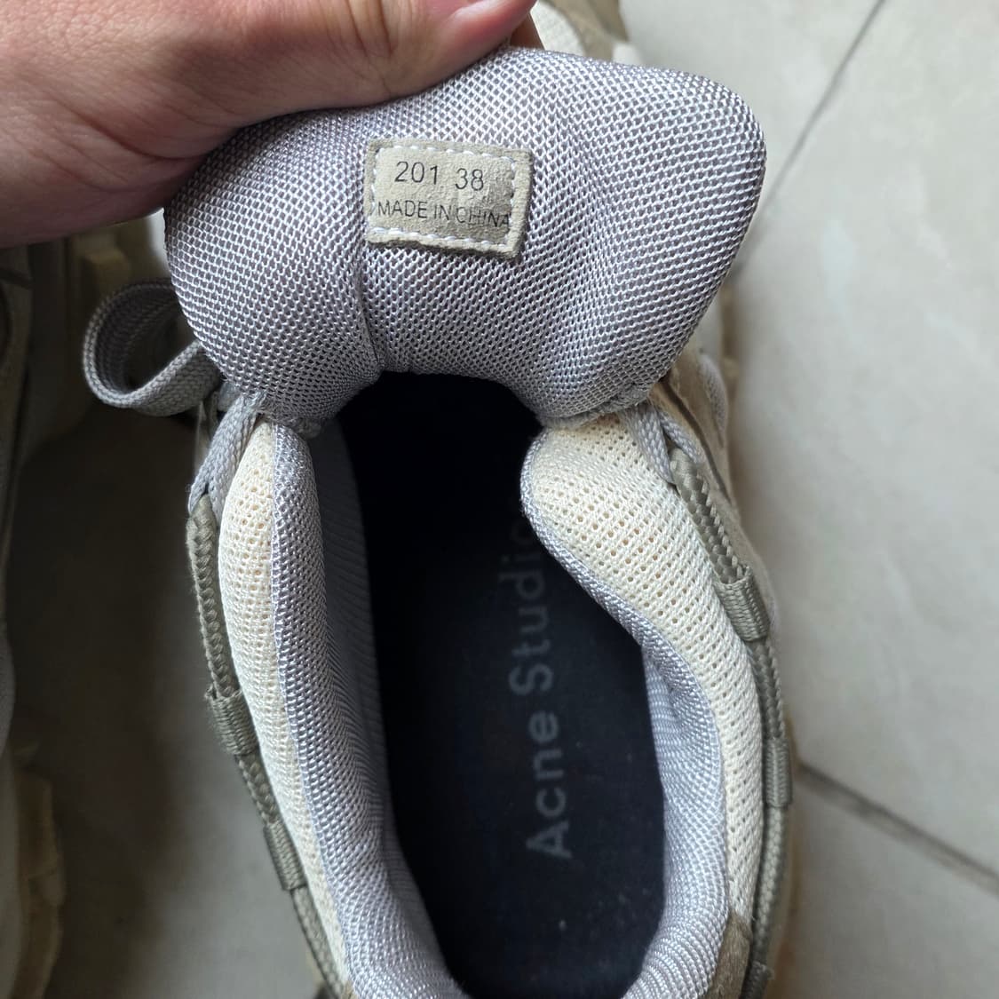 아크네 스튜디오 볼스터 스니커즈 38 상품이미지5