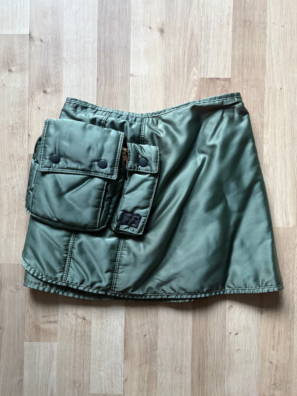 포터 x 빔즈보이 탱커 랩 스커트 상품이미지1