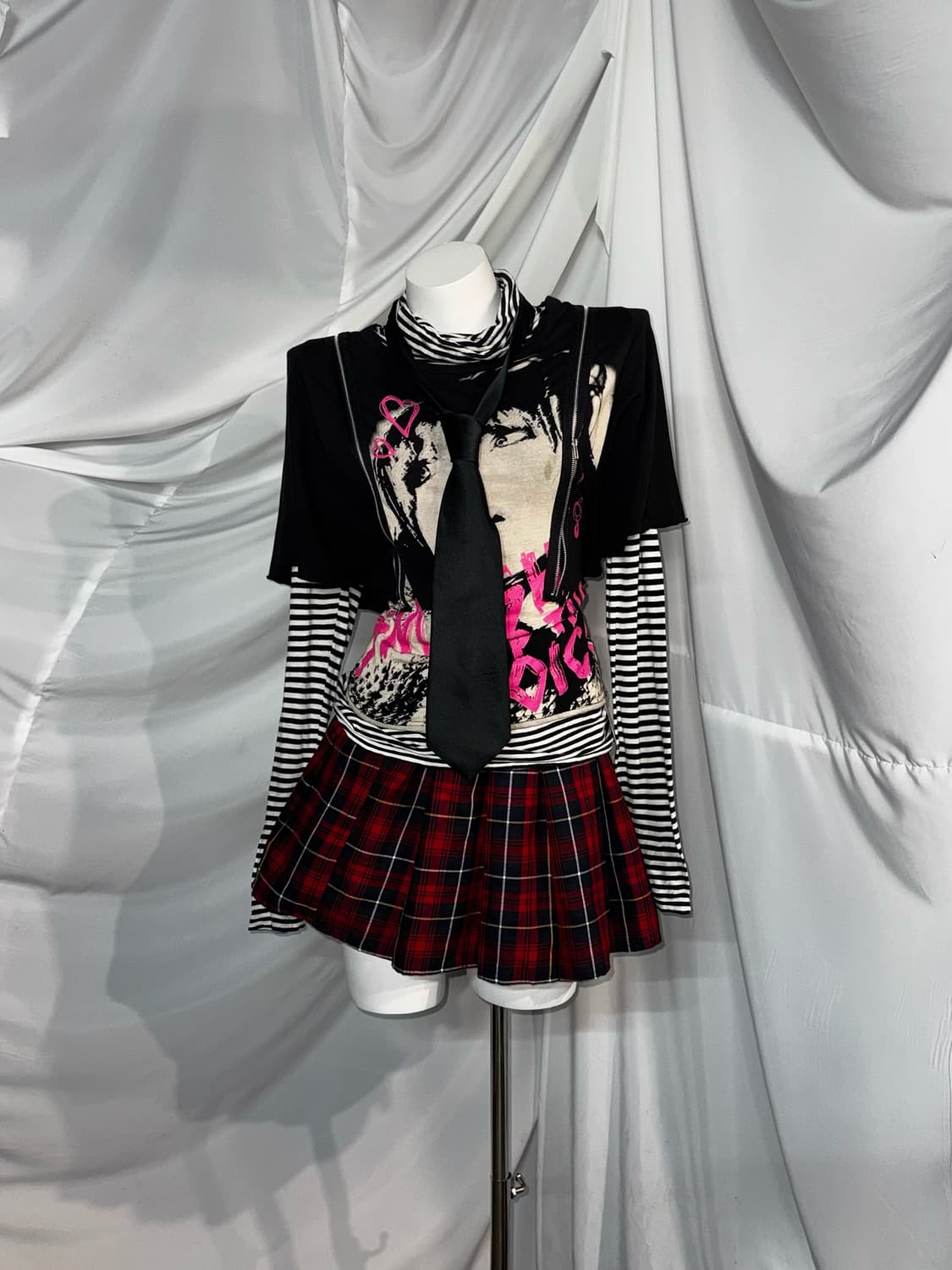 캐캐체 아무깔 펑크 디그딥 레드체크 코디세트 상품이미지4