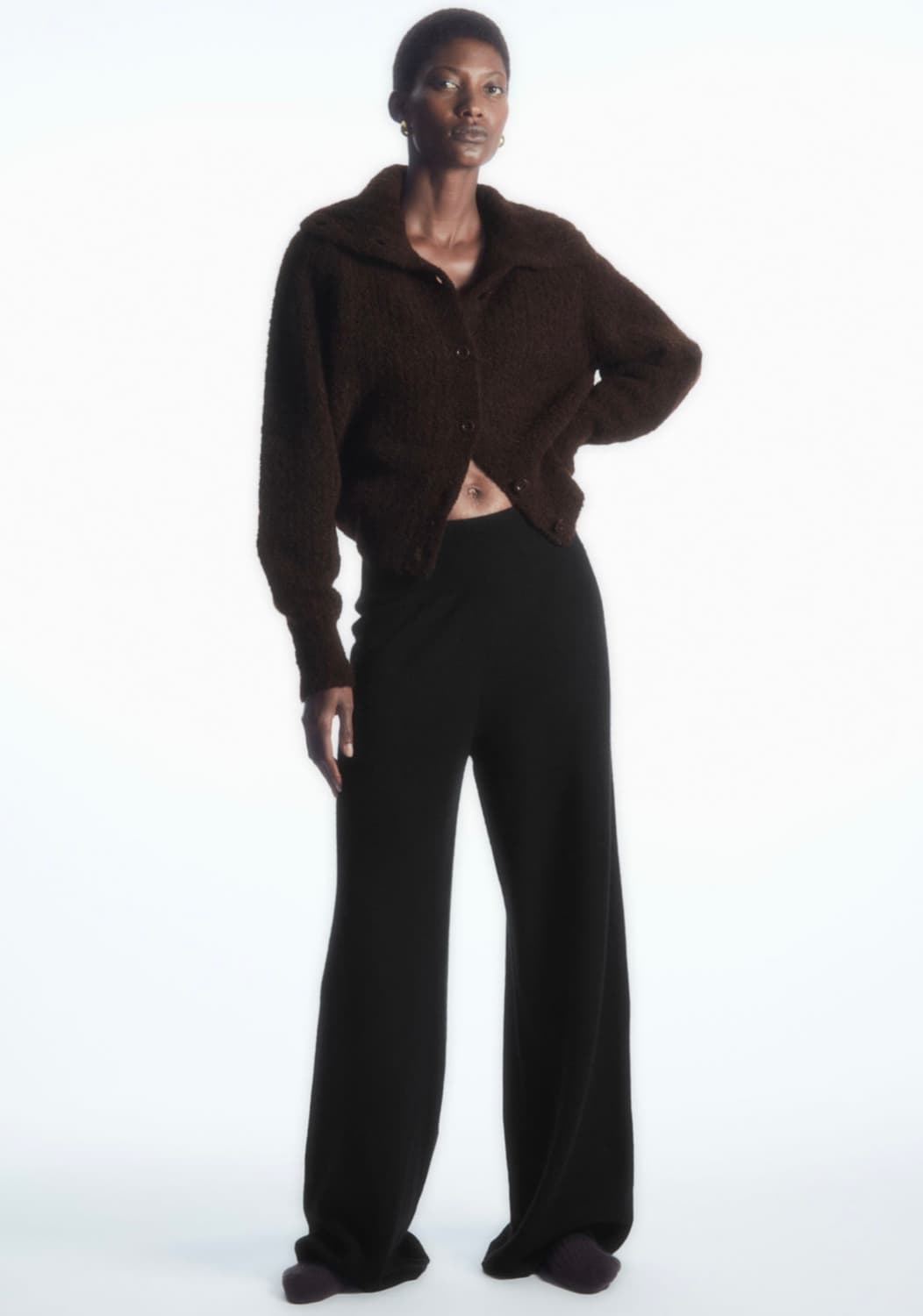 COS 스프레드 칼라 텍스처드 알파카 가디건 브라운 상품이미지3