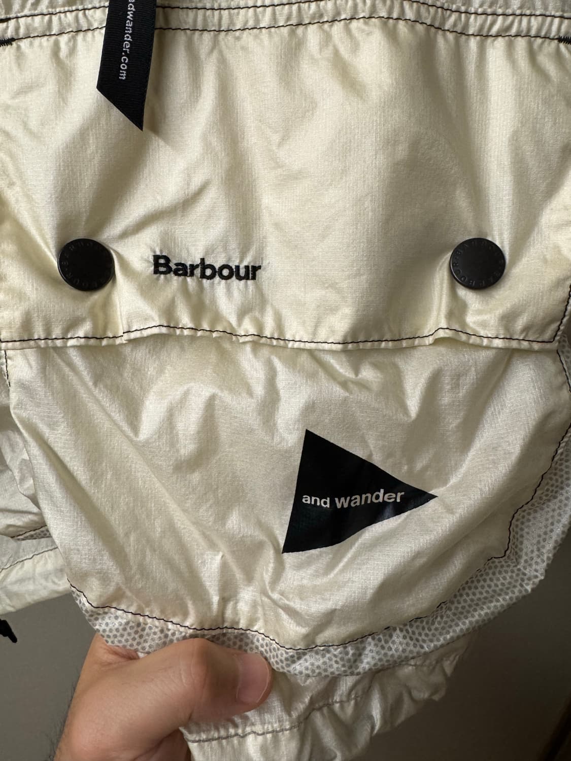 Barbour x and Wander a7 바람막이 자켓 상품이미지3
