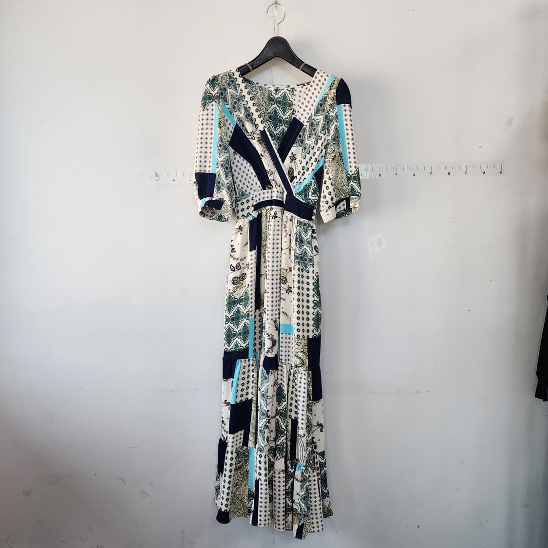 보라카이 브이넥 롱 원피스 상품이미지1