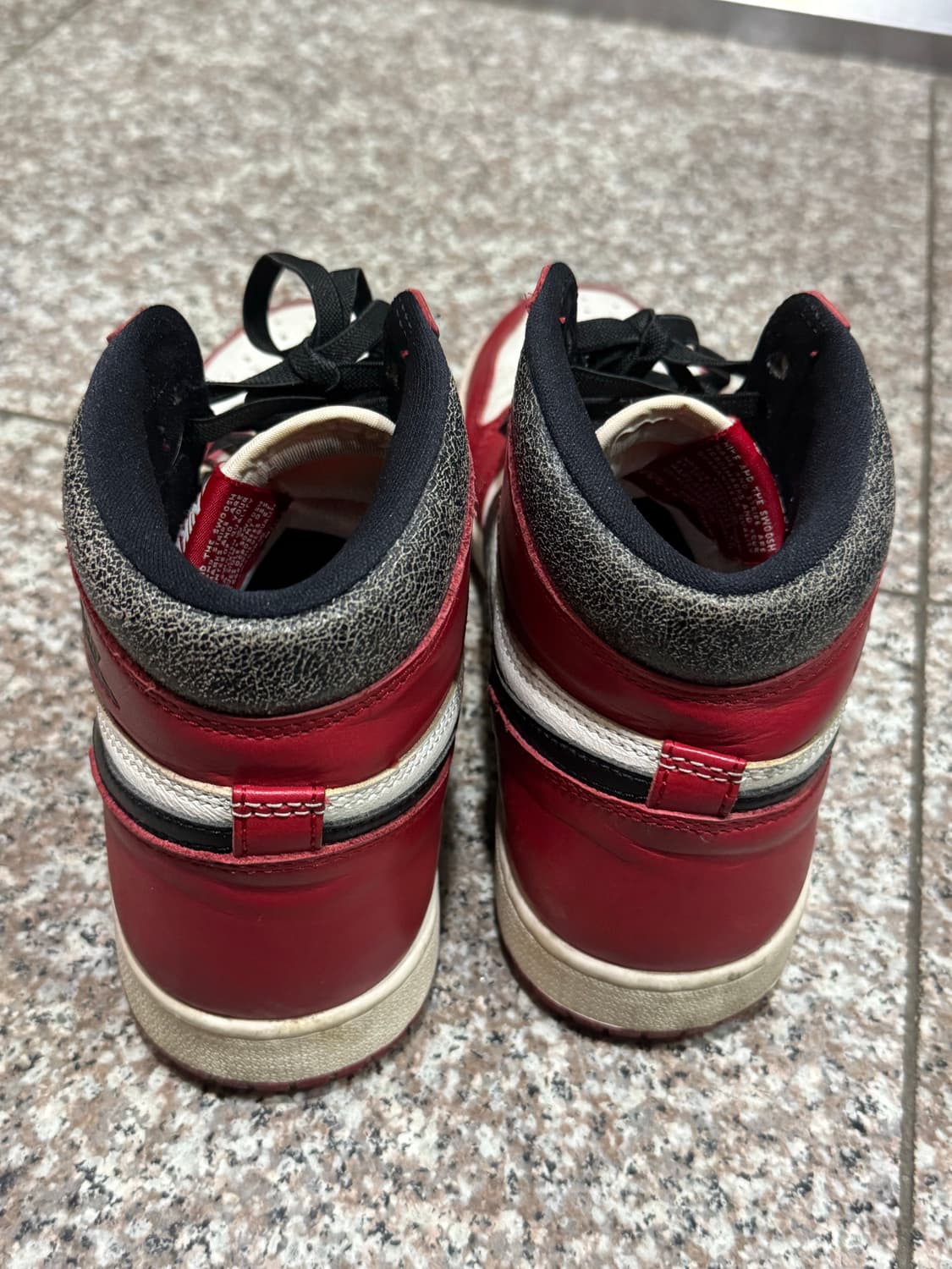 [275] 조던1 시카고 로스트앤파운드 상품이미지2