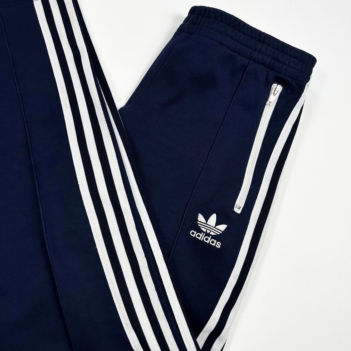 아디다스 유로파 네이비 트랙 츄리닝바지 (M) 상품이미지1