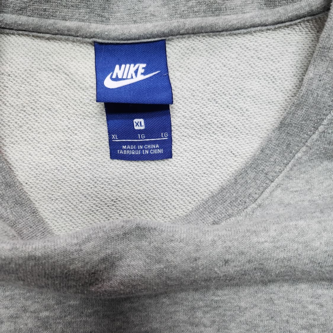 나이키 맨투맨 상품이미지2