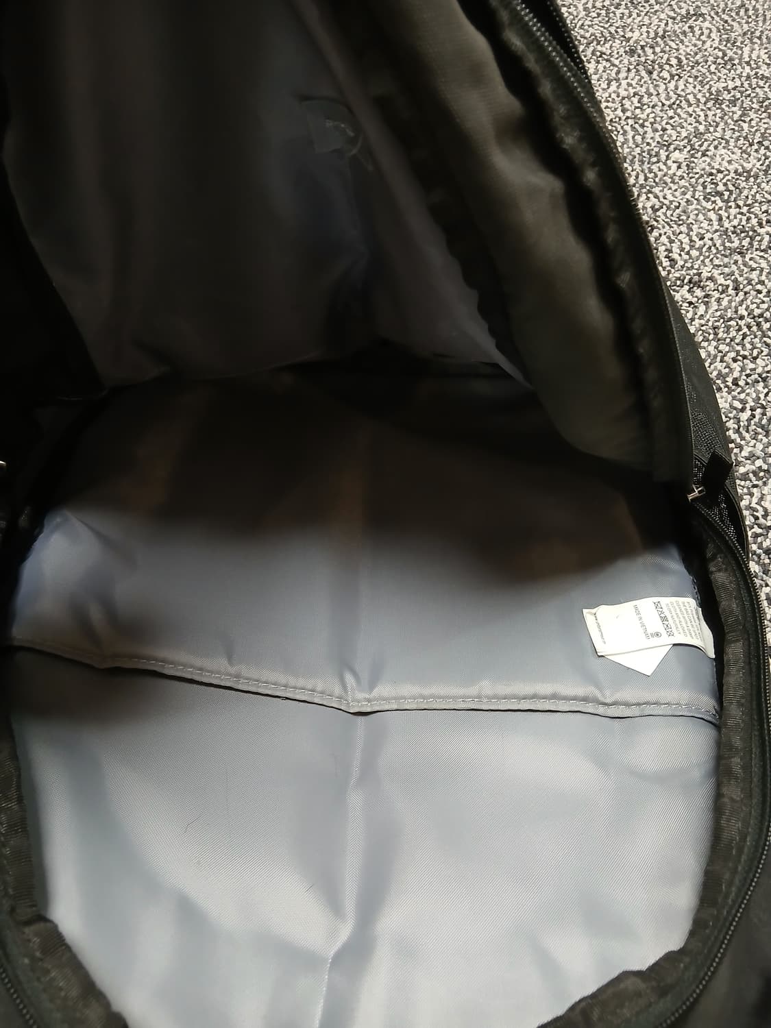 언더아머 백팩 상품이미지4