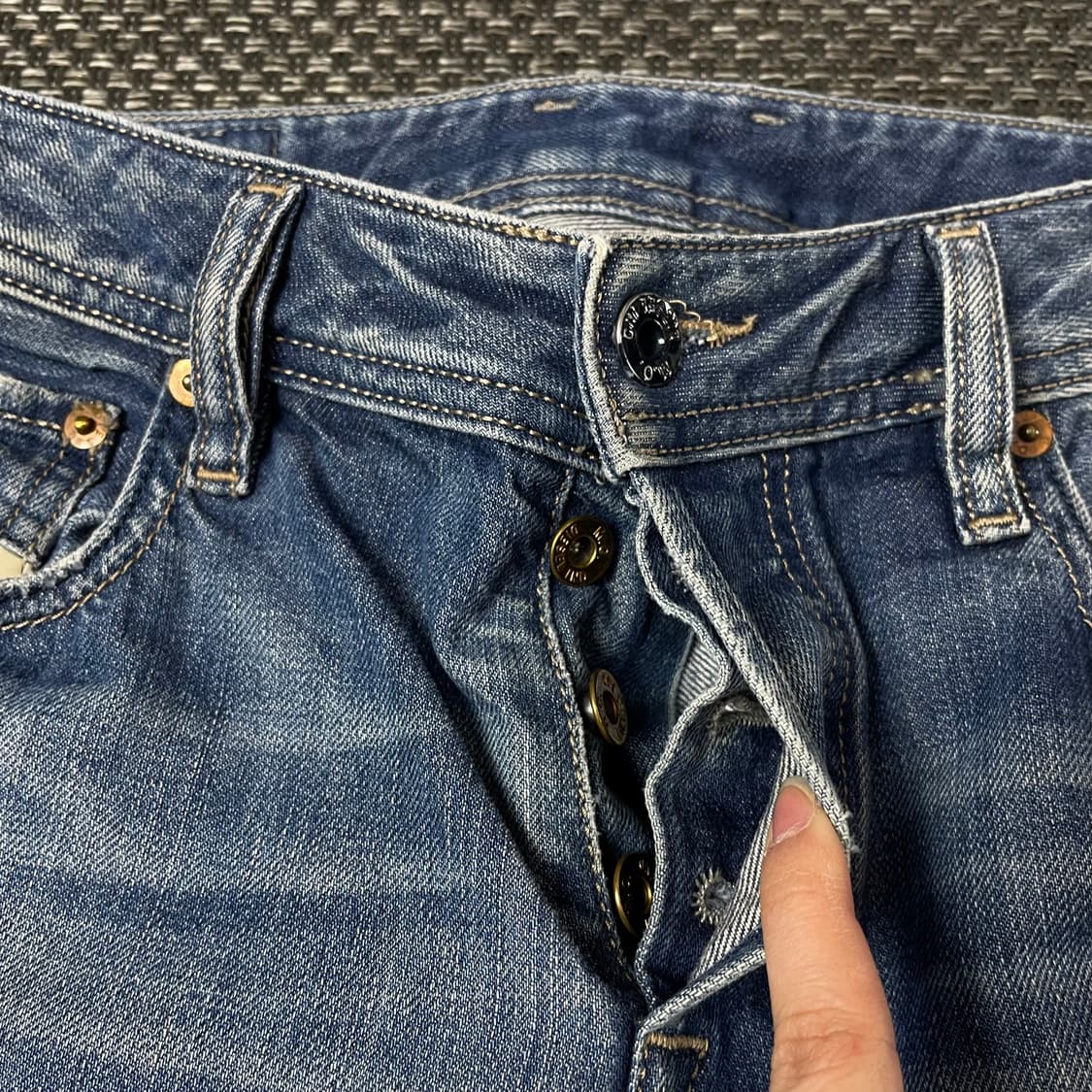 (28) 디젤 중청 워싱 버튼플라이 데님 팬츠 상품이미지3