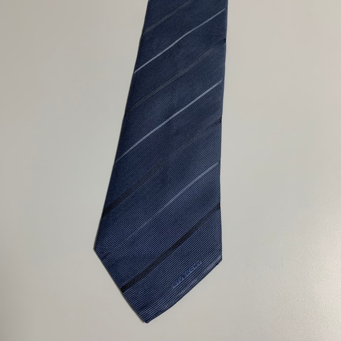 지방시(GIVENCHY) 신형라벨 스트라이프 명품넥타이 B+등급 상품이미지9