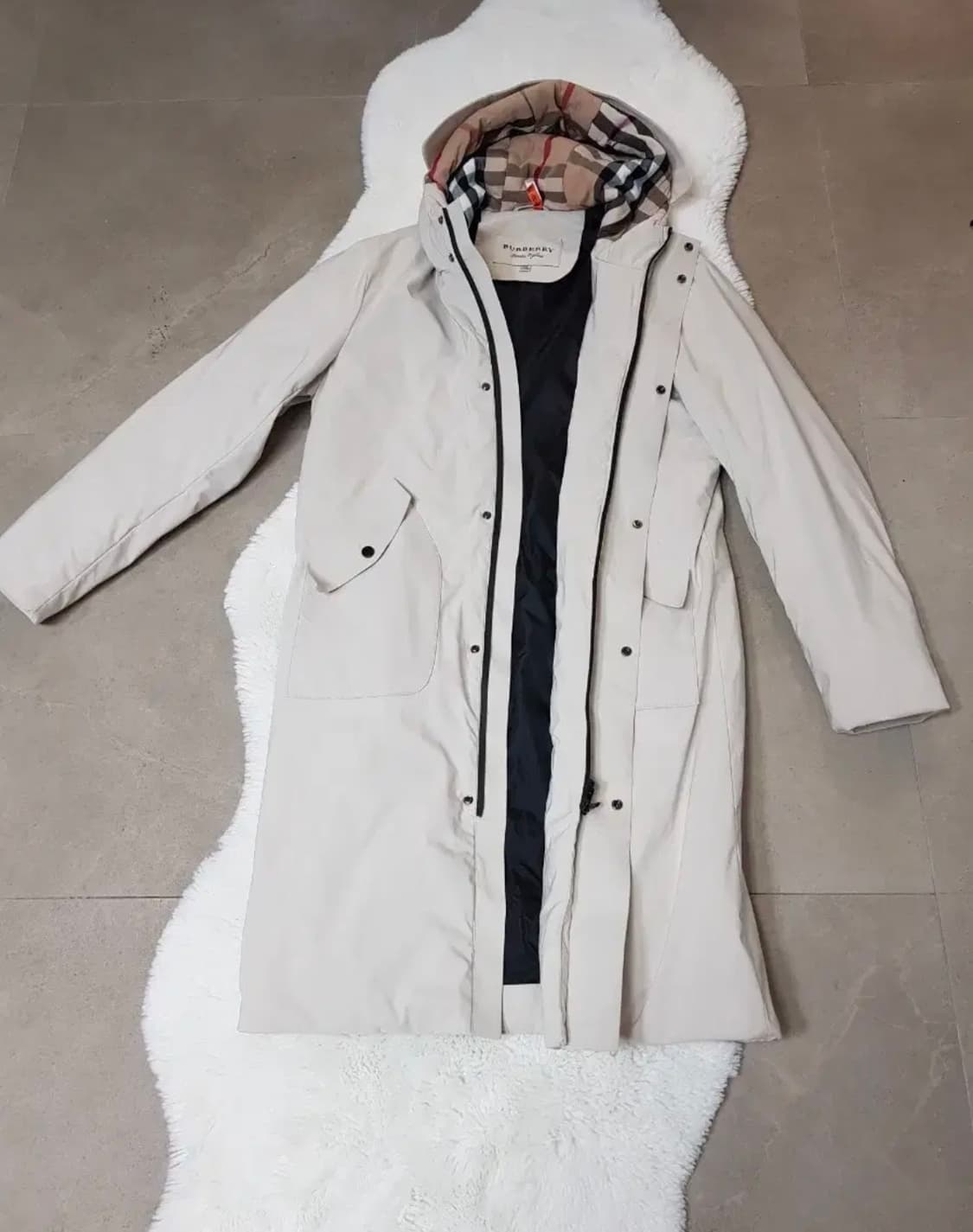 정품 버버리 코트 패딩.77. 남.여 공용. 상품이미지1