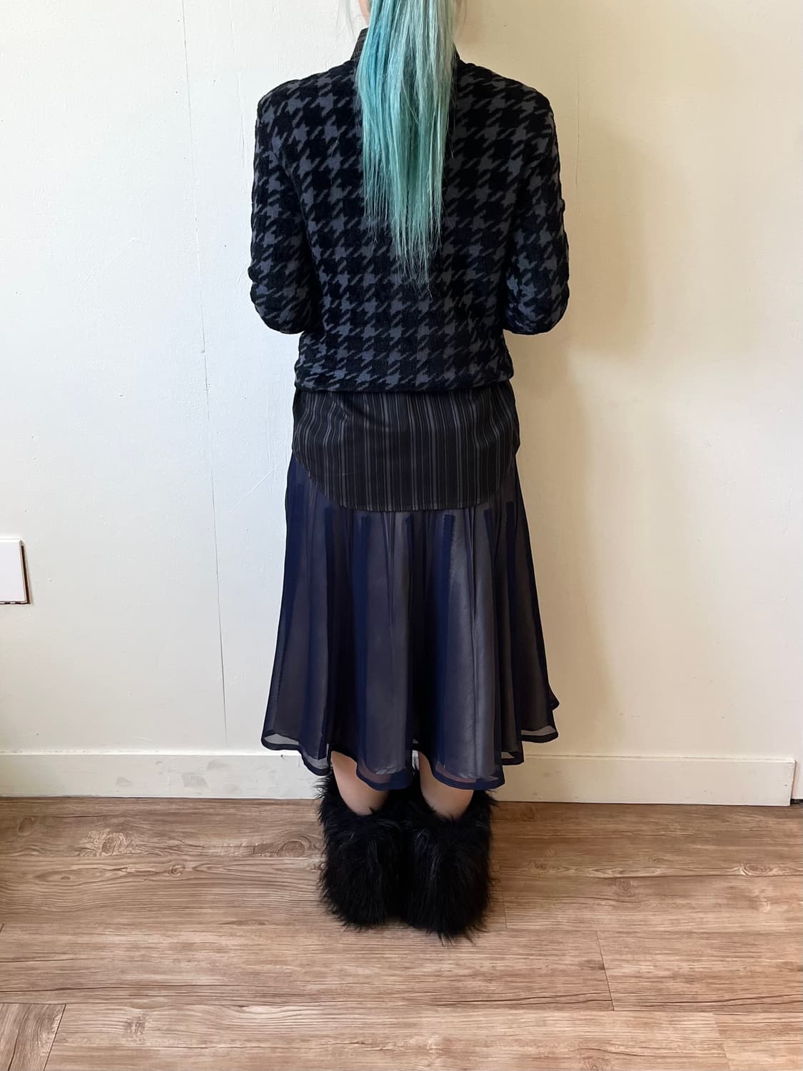 MACOS 크랙 패턴 크롭 스웨터 상품이미지7