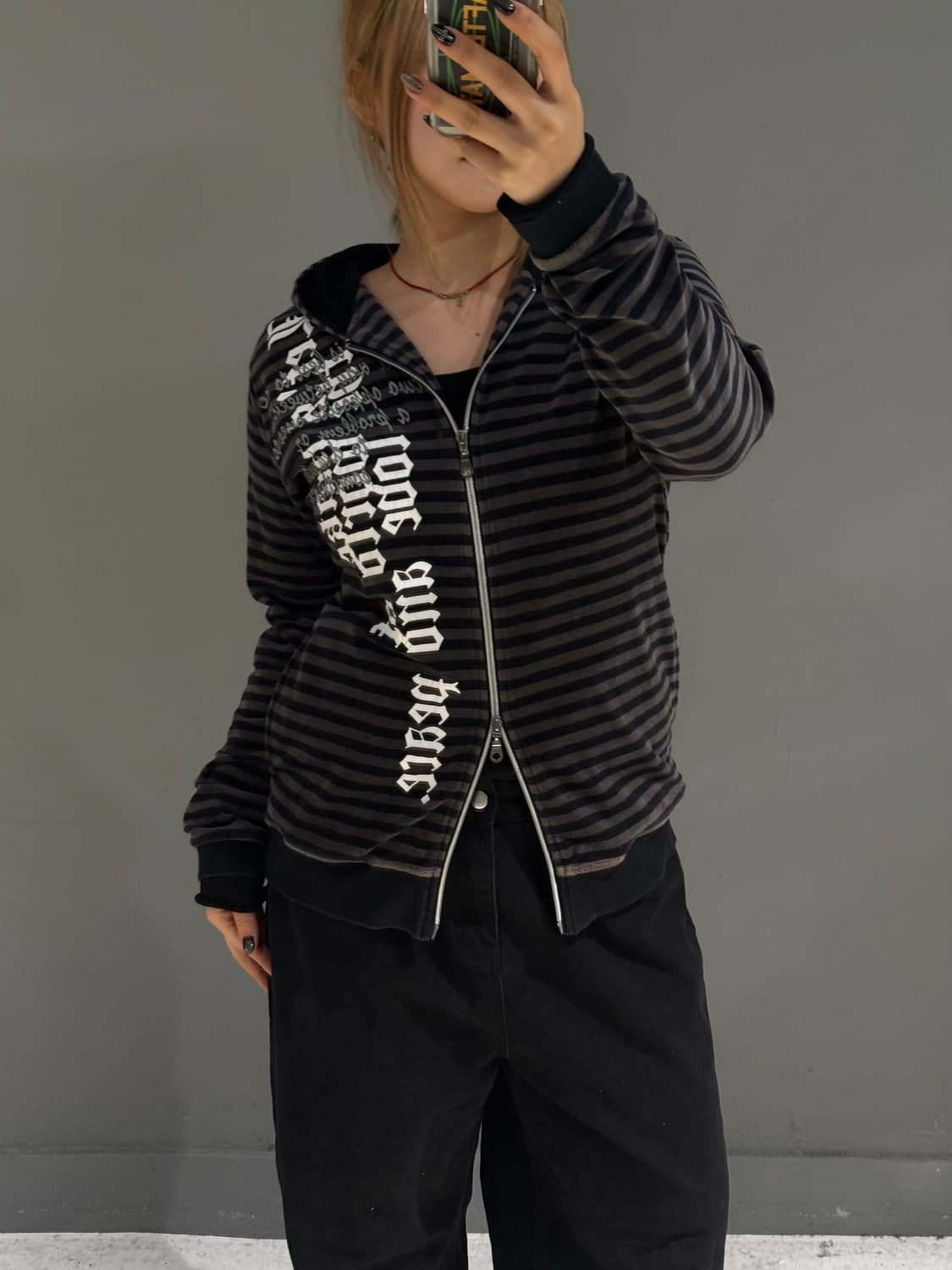 stripe pattern lettering hood zip-up 상품이미지1