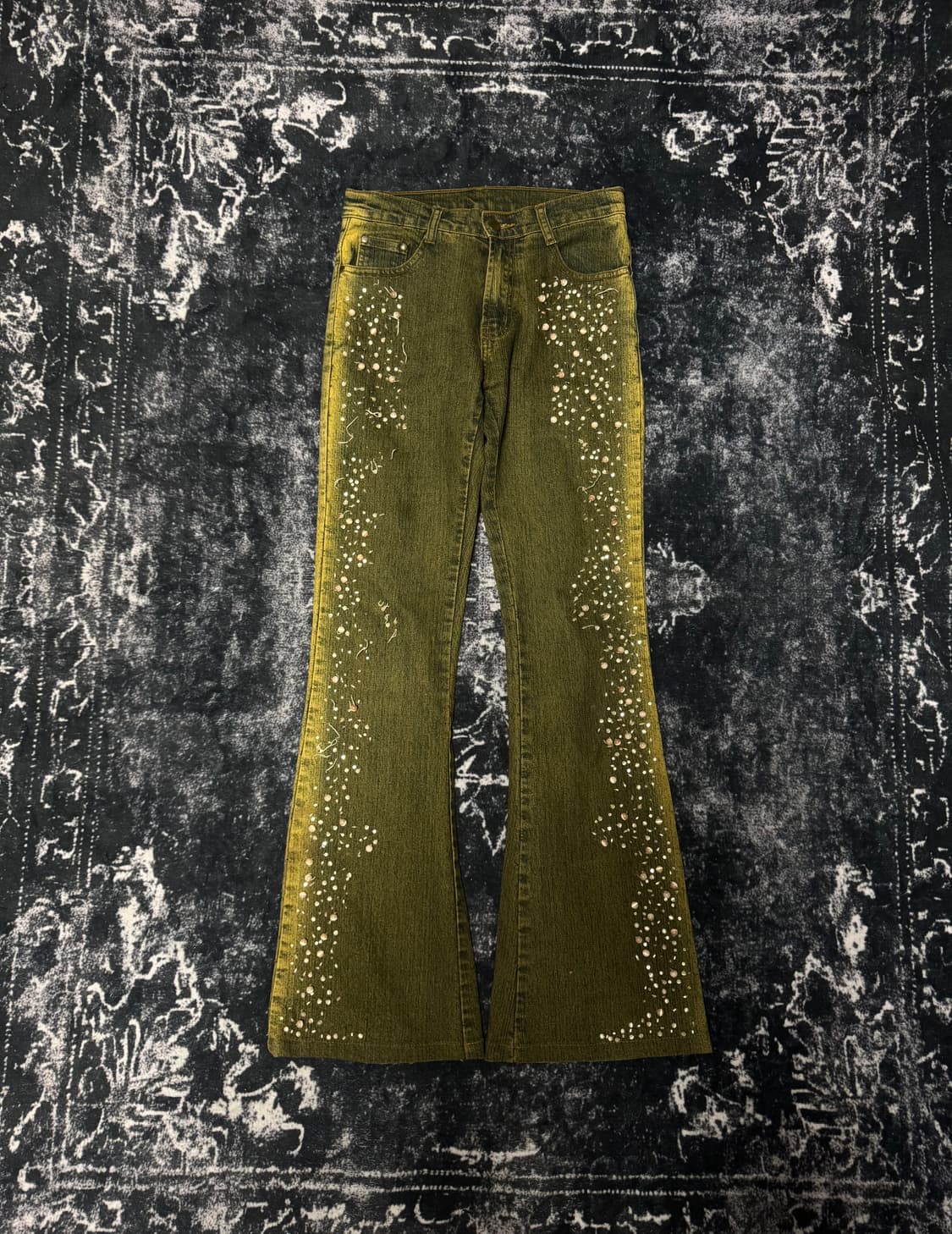 Beads Detail Olive Wash Flare Denim 상품이미지1