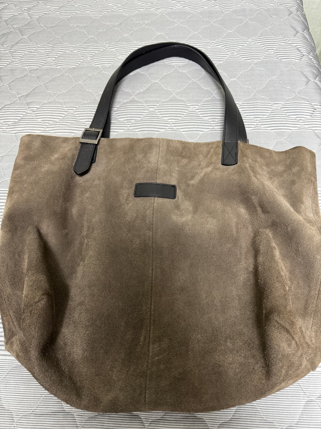 해칭룸 스웨이드 토트백 그레이 상품이미지2