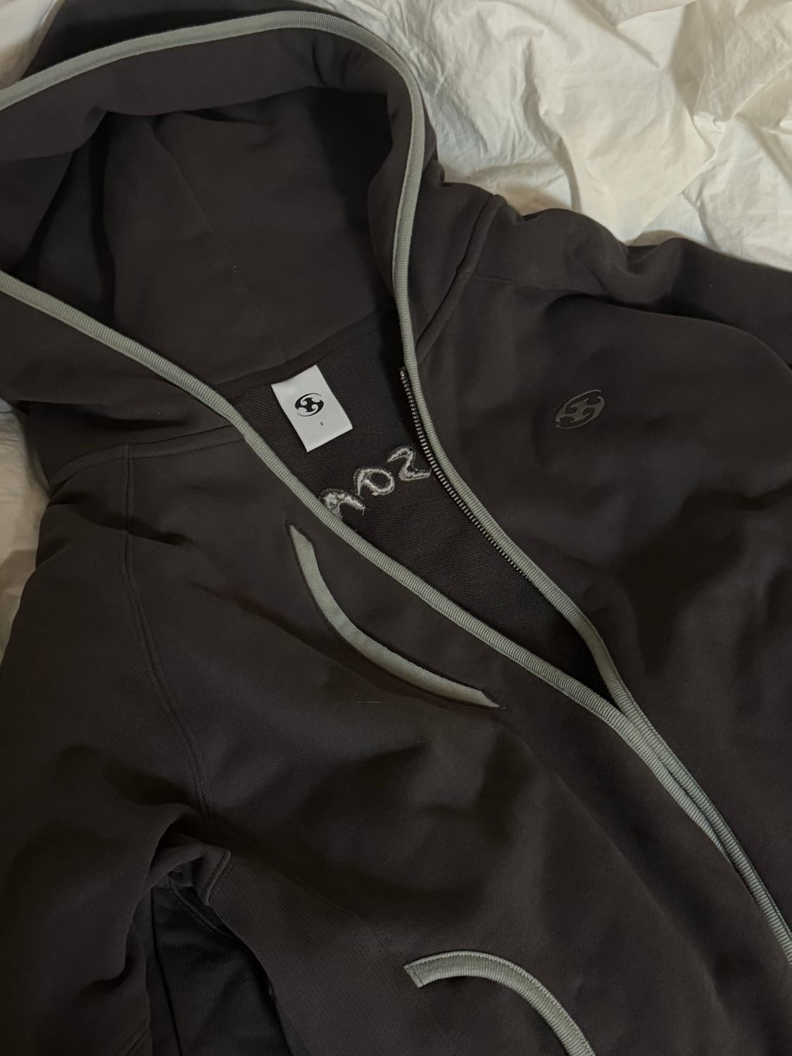 산산기어 후디 집업 브라운 24SS 상품이미지1