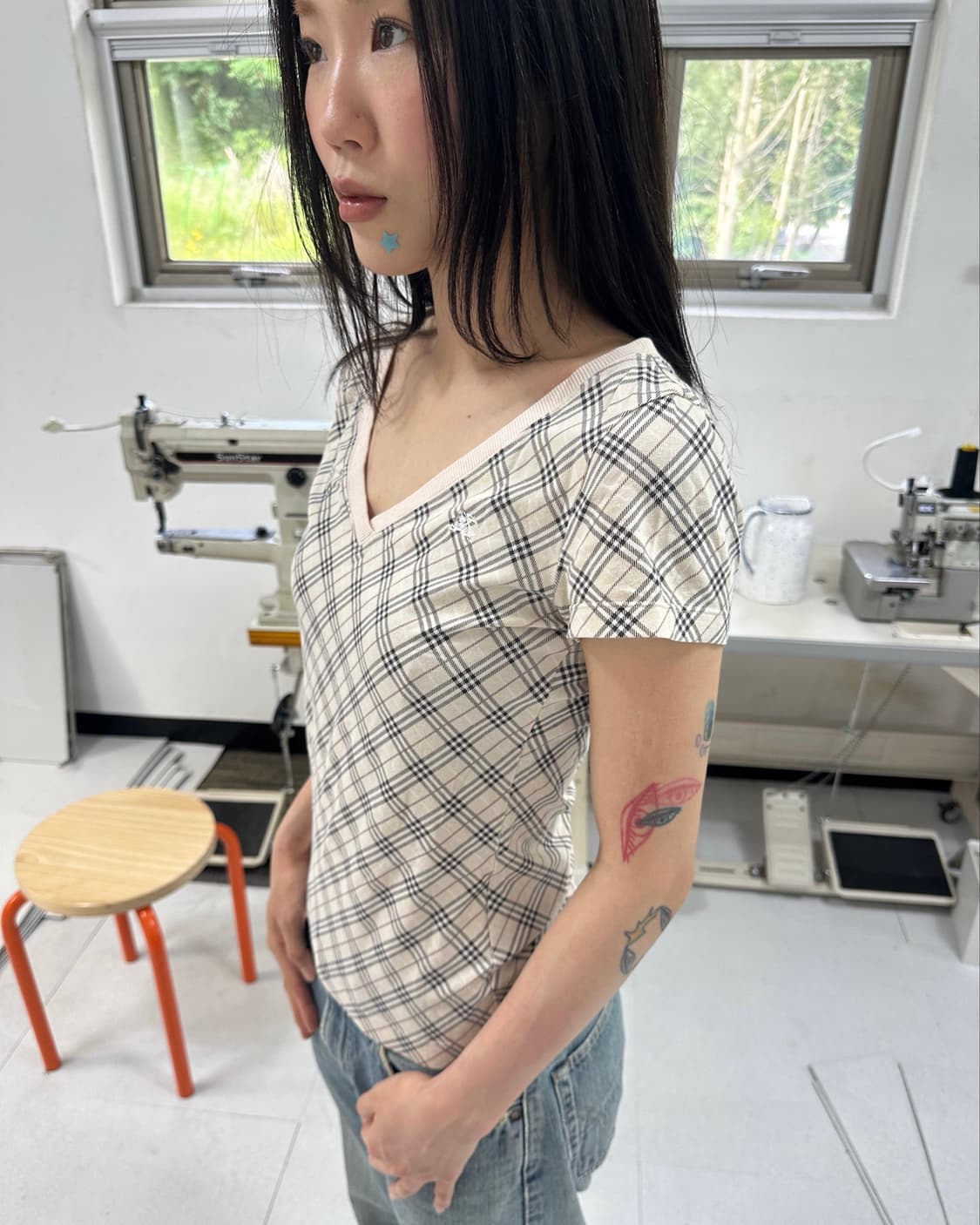 Burberry 베이비핑크 체크 티셔츠 상품이미지2