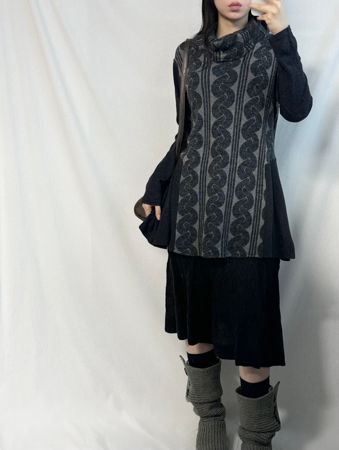 폴라 넥 패턴 니트 원피스 상품이미지2