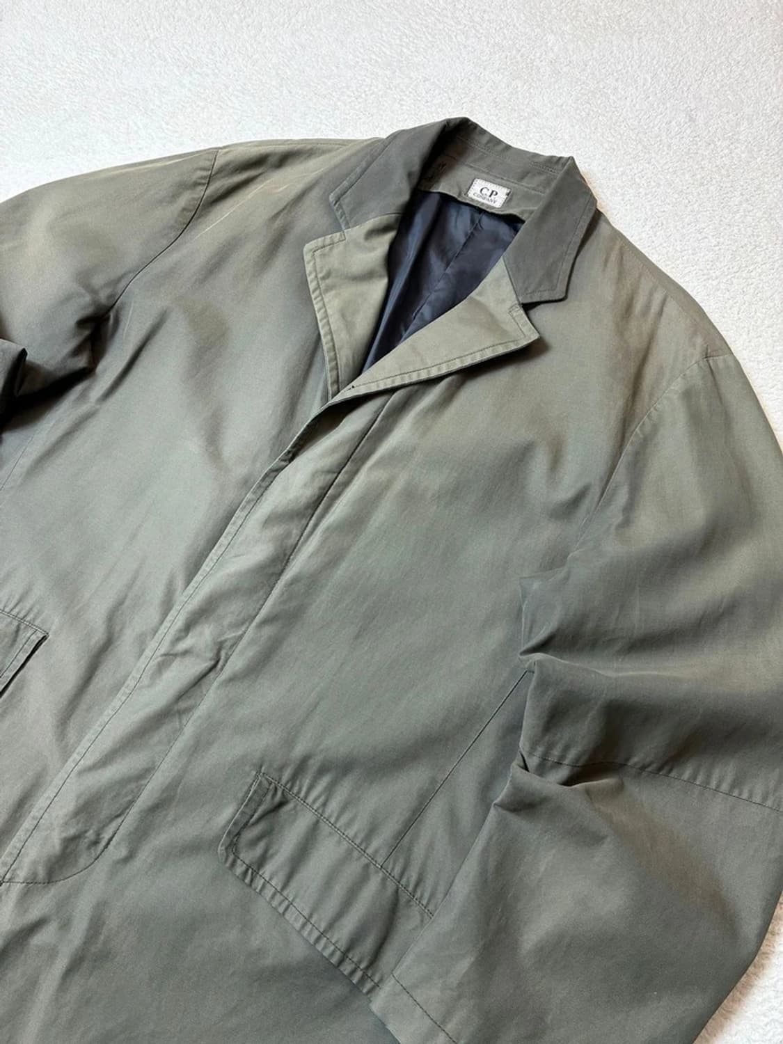 cp컴퍼니 00's 피그먼트 프렌치 코트 PN6710 상품이미지2