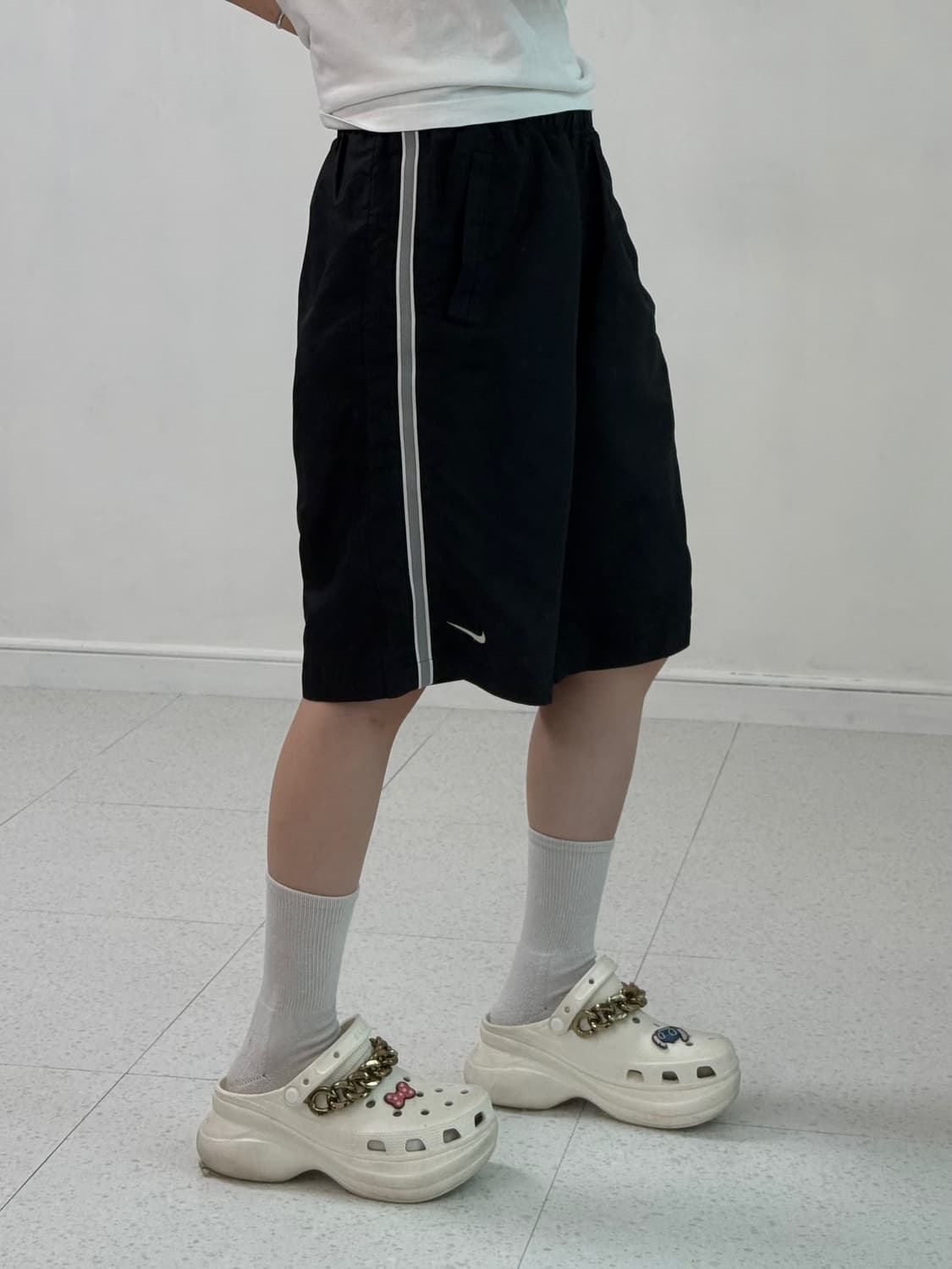 나이키 블랙 그레이 반바지 상품이미지2