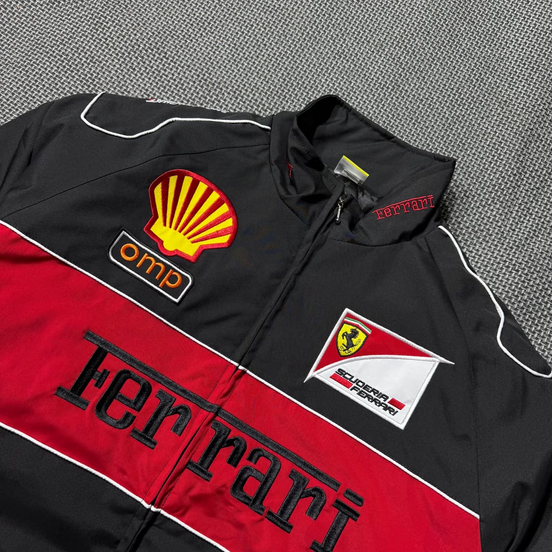 새상품 Ferrari 레이싱 점퍼 (XL/XXL) 상품이미지2