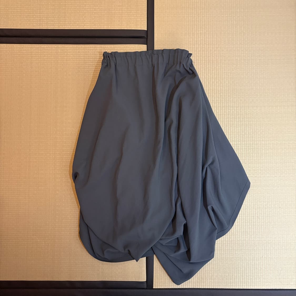 Issey Miyake 이세이미야케 드레이프 하프 팬츠 상품이미지2