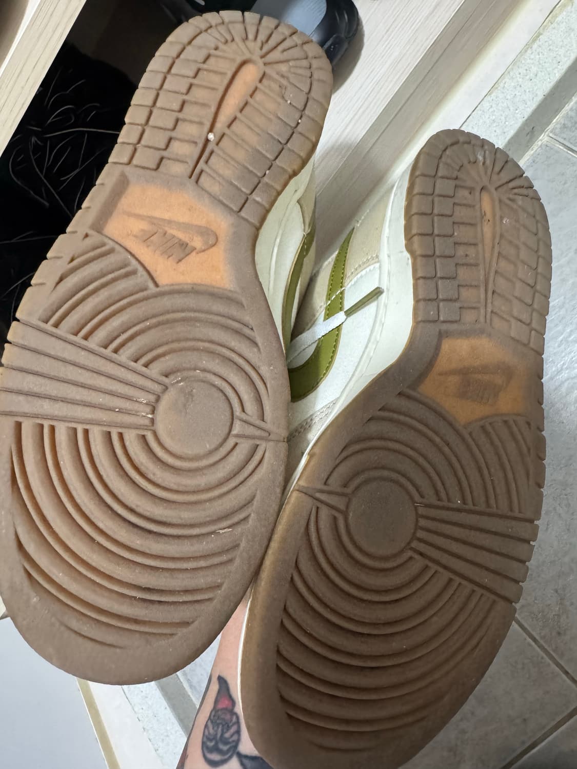 나이키 덩크로우 베이지올리브 260 상품이미지3