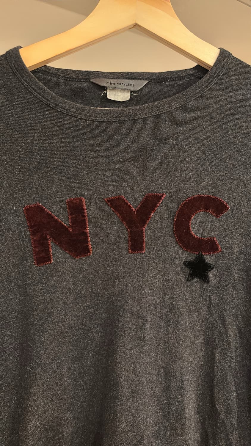 ’NYC‘ Velvet Stitch Longsleeve 상품이미지6