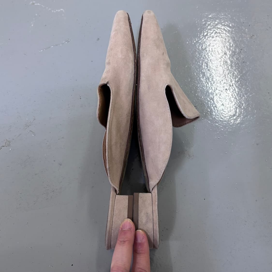 6 1/2 토리버치 스웨이드 뮬 0310E 상품이미지5