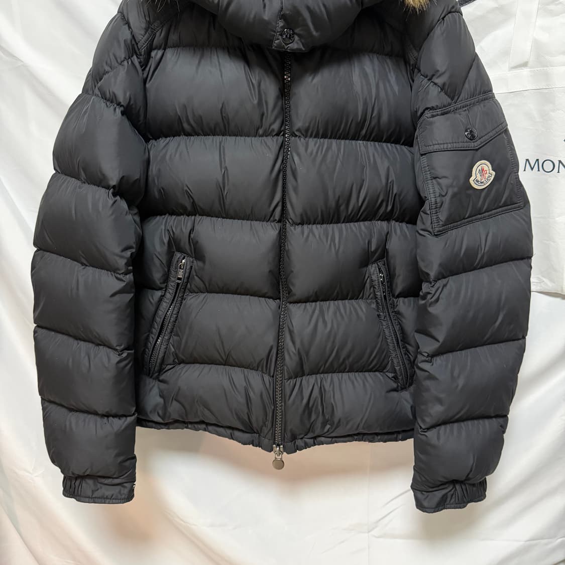 [S급/2] 몽클레어 마야프 패딩 블랙 풀구성 마르크 상품이미지3