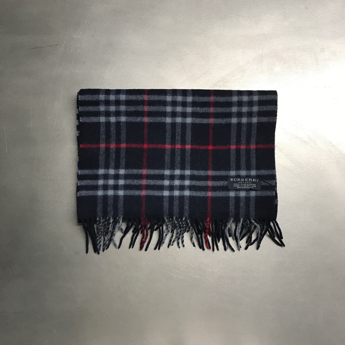 버버리 정품 캐시미어 머플러 네이비 상품이미지2