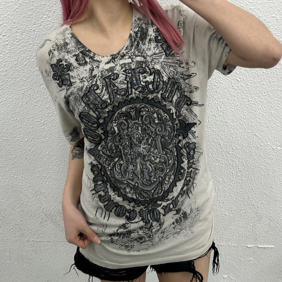 버커루 락시크맛 빅로고 베이지 반팔 L 상품이미지1