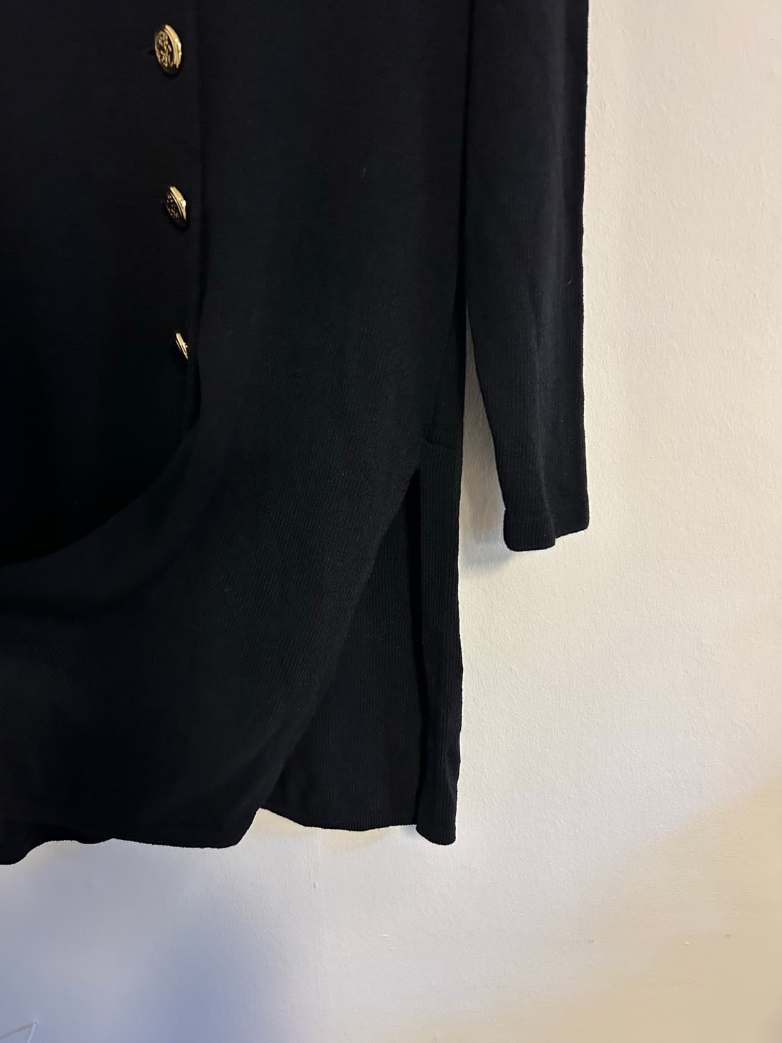 세인트존 클래식 골드버튼 니트 가디건 상품이미지4