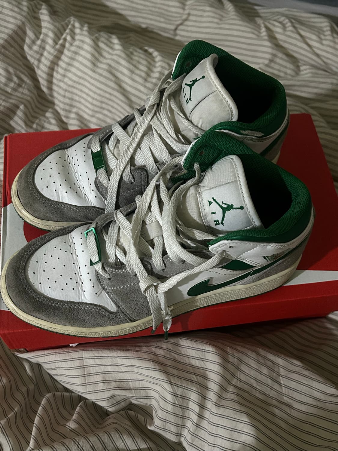 나이키 조던 1 미드 그린그레이 240 상품이미지1