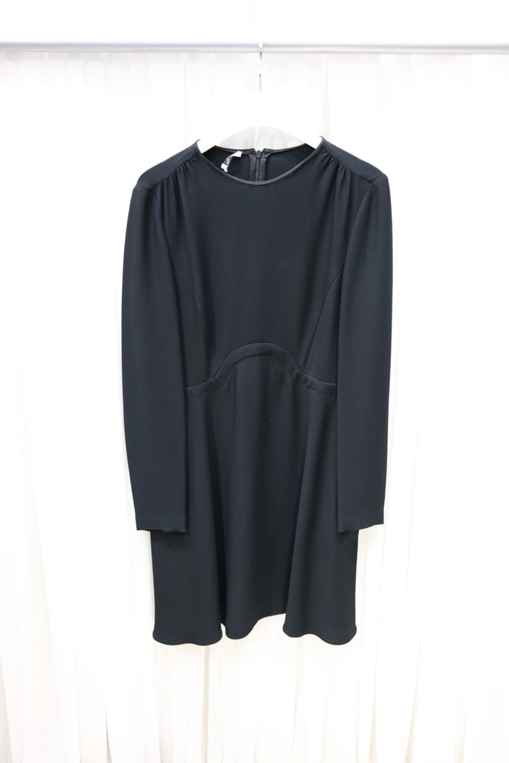 Miu Miu 상품이미지1