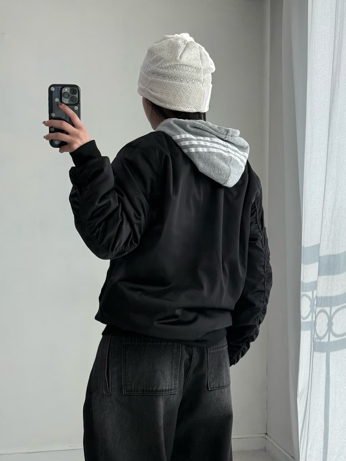 아디다스 블랙 나일론 봄버 자켓 상품이미지4